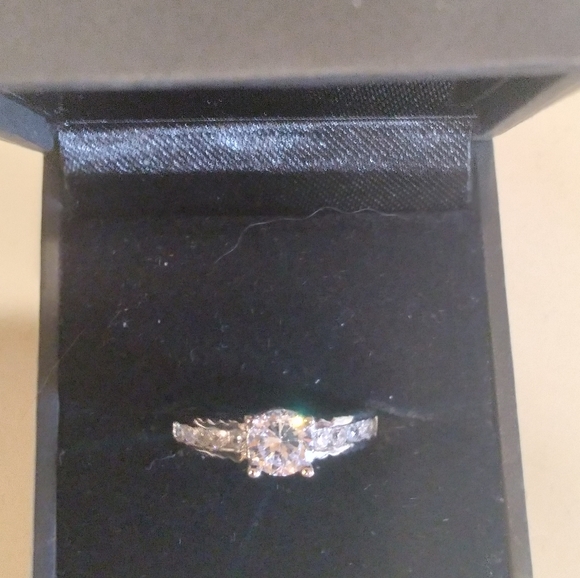 ⚘Sz 6 ONLY 925 S/S Square Triple A CZ Engagement Style Ring 😲 - Picture 5 of 16